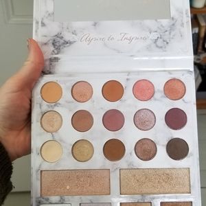 BH Cosmetics Carli Bybel deluxe eyeshadow and high